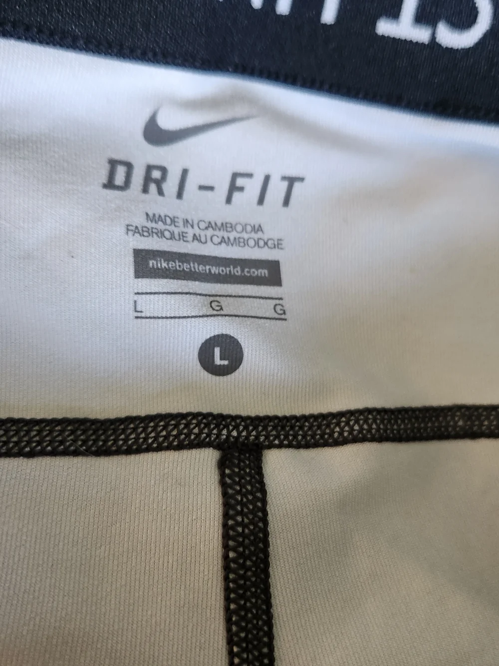 Nike Purple & Black Womens Patterned Capri Leggings L Euc